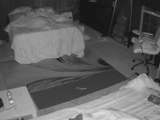voyeurcam-baileybase-room webcam