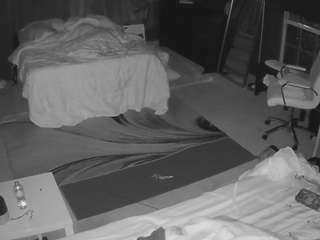 voyeurcam-baileybase-room webcam
