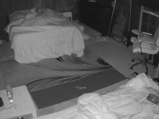 voyeurcam-baileybase-room webcam