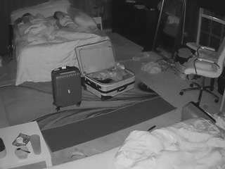 voyeurcam-baileybase-room