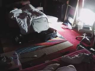 This model is live right now. voyeurcam-baileybase-room