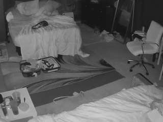 Mẫu này đang trực tiếp. voyeurcam-baileybase-room