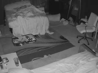 Este modelo está en vivo ahora. voyeurcam-baileybase-room