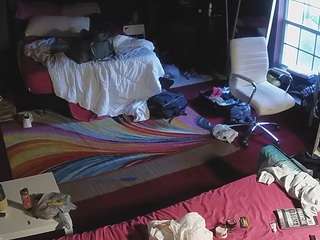 voyeurcam-baileybase-room