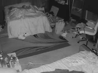 voyeurcam-baileybase-room