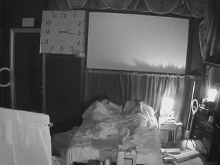 voyeurcam-baileybase-room