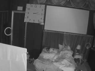 voyeurcam-baileybase-room
