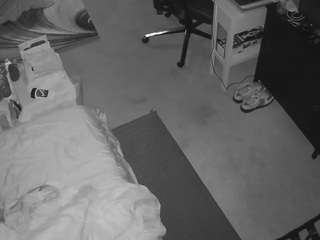 voyeurcam-baileybase-room