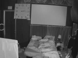voyeurcam-baileybase-room