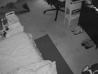 voyeurcam-baileybase-room