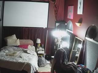 voyeurcam-baileybase-room