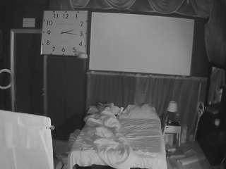 voyeurcam-baileybase-room