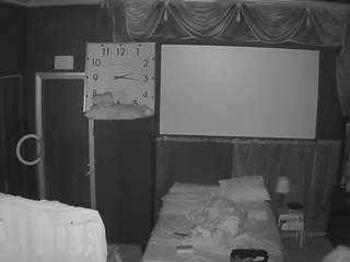 voyeurcam-baileybase-room