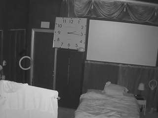 voyeurcam-baileybase-room