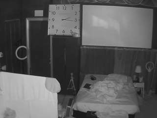 voyeurcam-baileybase-room