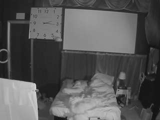 voyeurcam-baileybase-room