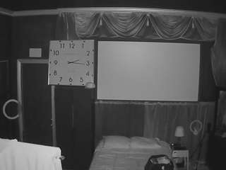 voyeurcam-baileybase-room