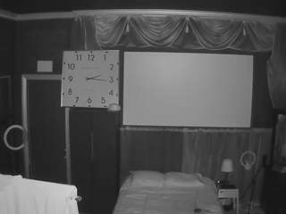 voyeurcam-baileybase-room