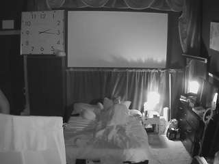 voyeurcam-baileybase-room