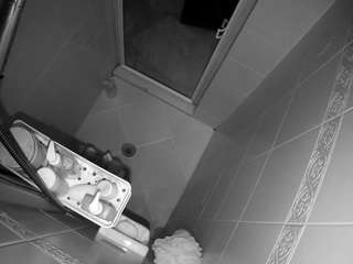 voyeurcam-baileybase-shower Adult Webcams camsoda