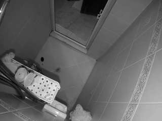 voyeurcam-baileybase-shower Adult Free Webcams camsoda