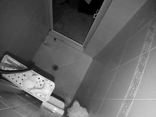 Adult Heeleys camsoda voyeurcam-baileybase-shower