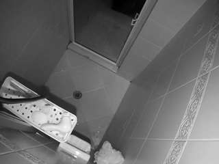 voyeurcam-baileybase-shower Adult Free Webcams camsoda