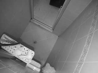 voyeurcam-baileybase-shower Webcam Adult camsoda