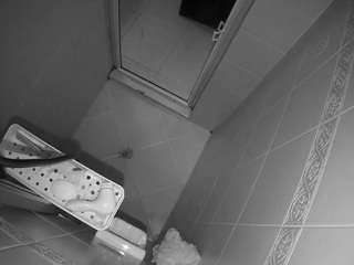 voyeurcam-baileybase-shower Adult Videocall camsoda