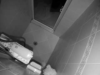 Chat Dult camsoda voyeurcam-baileybase-shower