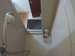 voyeurcam-baileybase-shower