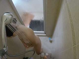 voyeurcam-baileybase-shower camsoda