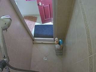 voyeurcam-baileybase-shower