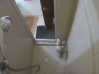 voyeurcam-baileybase-shower Webcam Model Profile