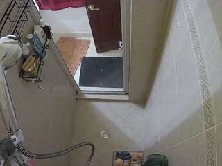 voyeurcam-baileybase-shower