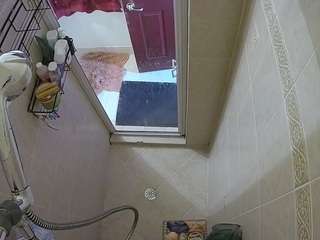 voyeurcam-baileybase-shower camsoda