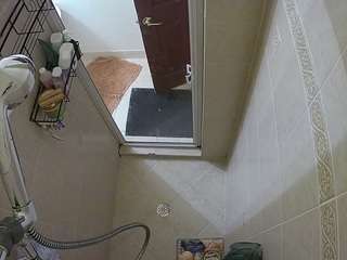 voyeurcam-baileybase-shower camsoda
