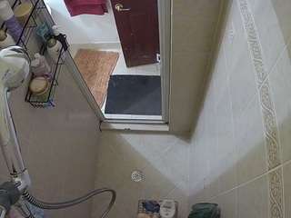 voyeurcam-baileybase-shower camsoda