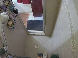 voyeurcam-baileybase-shower