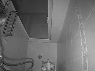 voyeurcam-baileybase-shower Live Webcam on CamSoda