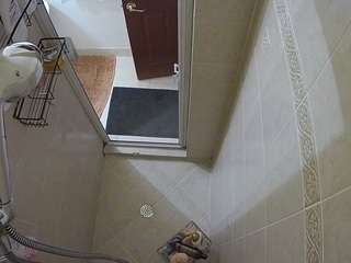voyeurcam-baileybase-shower