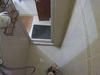 voyeurcam-baileybase-shower