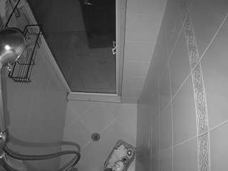 voyeurcam-baileybase-shower Live Webcam on CamSoda