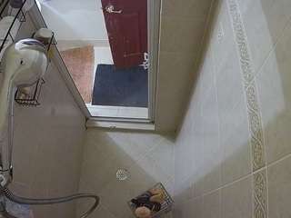 voyeurcam-baileybase-shower