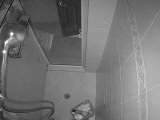 voyeurcam-baileybase-shower - Live HD Webcam