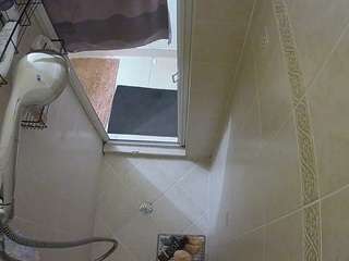 voyeurcam-baileybase-shower webcam