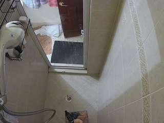 voyeurcam-baileybase-shower camsoda