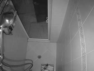 Sexy Girl Shower live webcam on Soda Cams