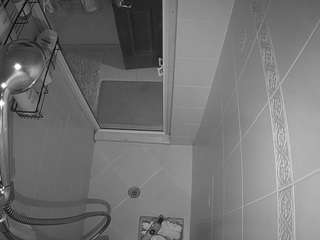 voyeurcam-baileybase-shower live cam profile