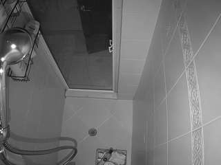 voyeurcam-baileybase-shower live cam profile
